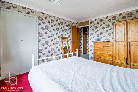 6 Heycroft Way, Tiptree, Colchester, CO5 0DG