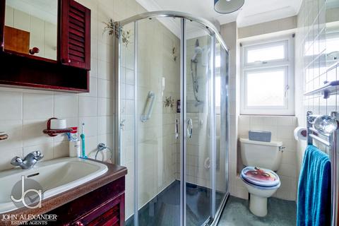 6 Heycroft Way, Tiptree, Colchester, CO5 0DG