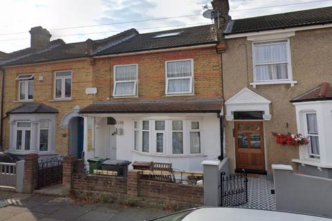 6 bedroom house to rent, Bramley Close, Walthamstow, London