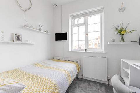 10 Ridgeway Crescent, Orpington, BR6 9QN