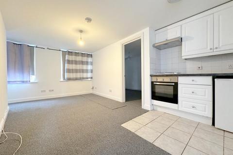 1 bedroom maisonette to rent, Coopers Mews, Adelaide Street, Luton, LU1 5BB