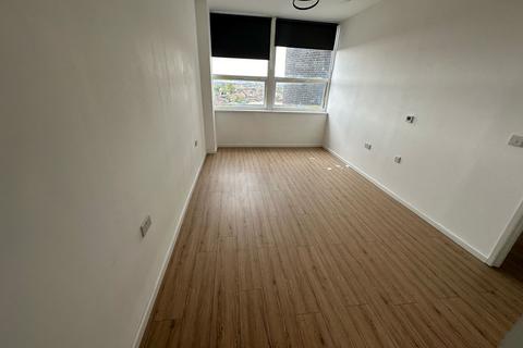 1 bedroom flat to rent, Halfords Lane, Smethwick B66