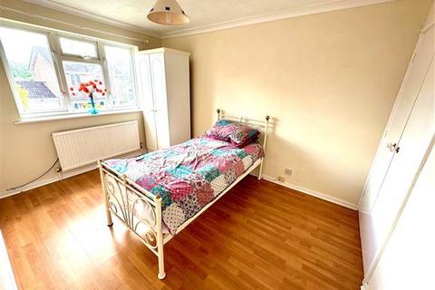 11 Chaffinch Close, Worthing, BN13 2TZ