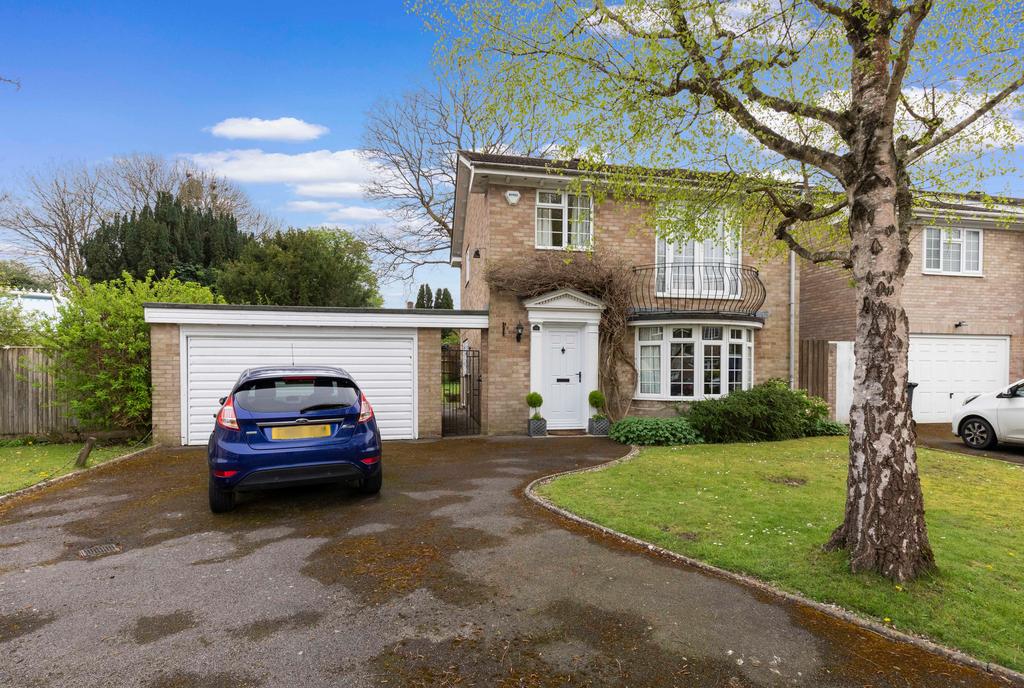 Silverdale, Hassocks, West Sussex... 3 bed detached house for sale £
