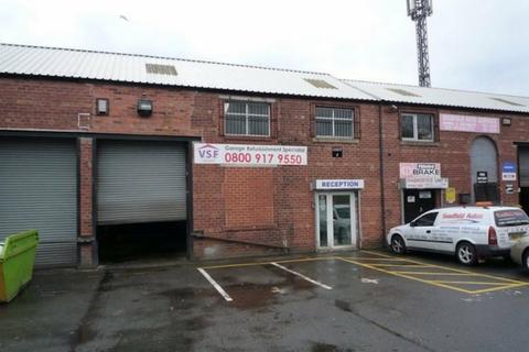 Industrial unit to rent, Bury BL9