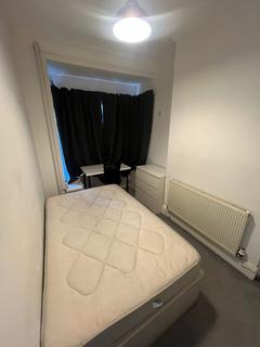 1 bedroom in a house share to rent, Teignmouth Road, Birmingham B29