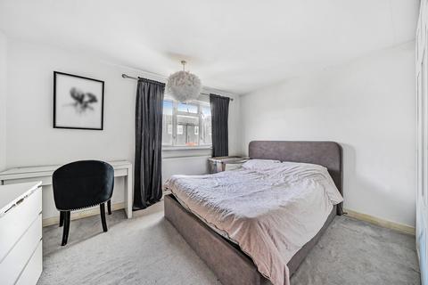 101 Elmside, New Addington, Croydon, CR0 9DW