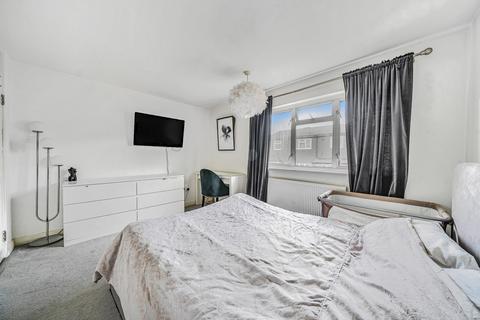 101 Elmside, New Addington, Croydon, CR0 9DW