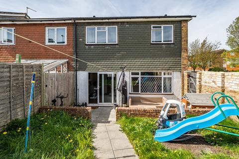 101 Elmside, New Addington, Croydon, CR0 9DW