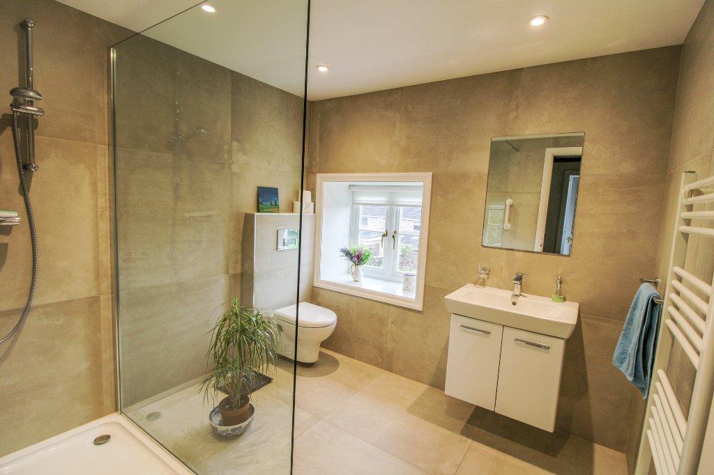 Luxury Shower Room