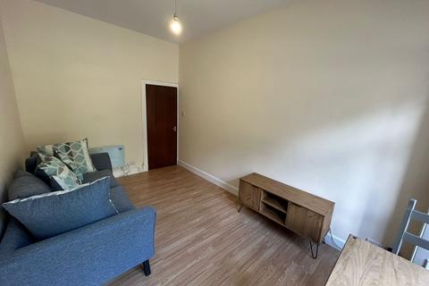 2 bedroom flat to rent, Dundee DD2