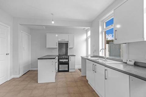 21 Bede Avenue, York, YO30 6ED