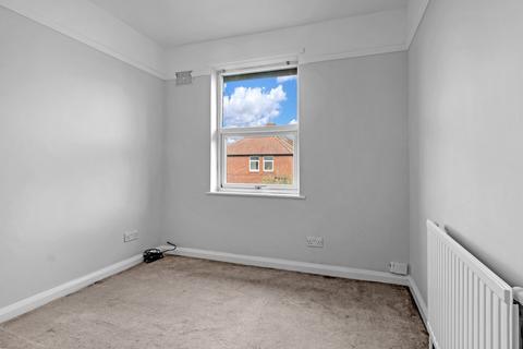 21 Bede Avenue, York, YO30 6ED