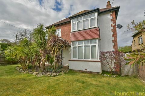 3 bedroom detached house for sale, Little Common Road, Bexhill on Sea, TN39