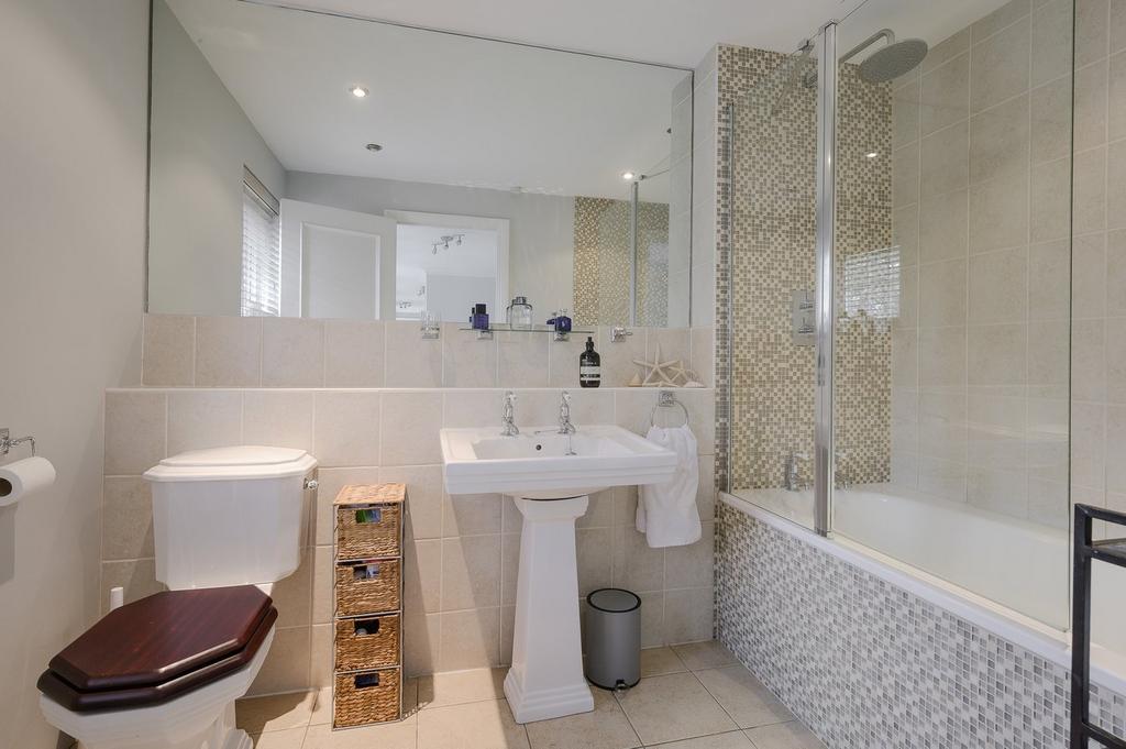 Family Bathroo