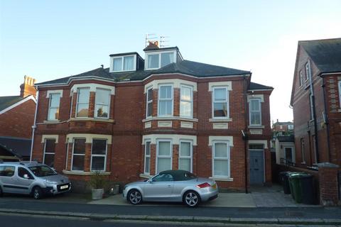 2 bedroom apartment to rent, Rodwell Avenue, Weymouth