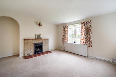 2 bedroom semi-detached house for sale, Mud Lane, Hook RG27