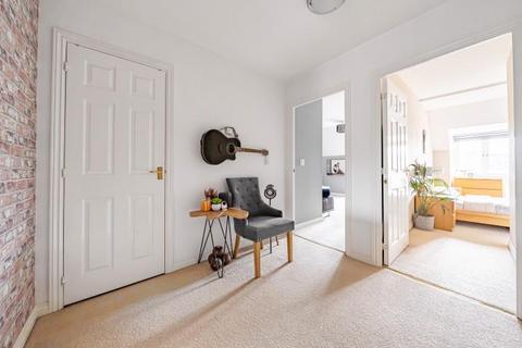 Flat 15, Meadow House Toad Lane, Blackwater, Camberley, GU17 9AH