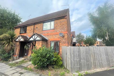 1 bedroom semi-detached house to rent, Drovers End, Hampshire GU51