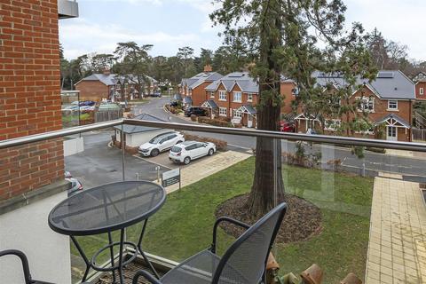 1 bedroom apartment for sale, Lynwood Village, Sunningdale SL5