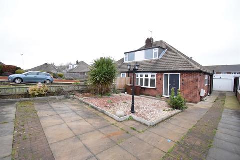 4 bedroom semi-detached bungalow to rent, Clayton Rise, Wakefield WF1