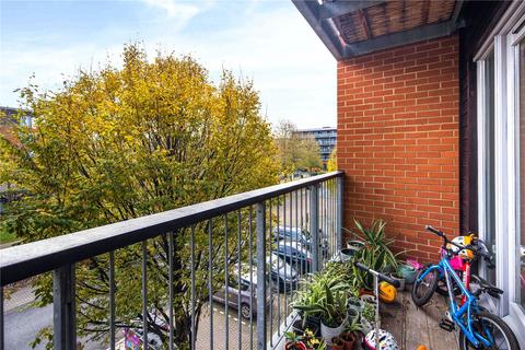 2 bedroom flat to rent, Ashvale Court, 2 Matilda Gardens, London, E3