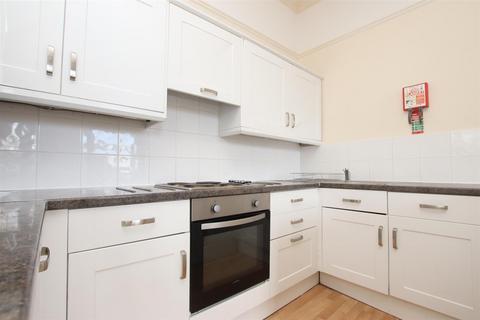 3 bedroom flat to rent, 9 Portland Place, Bath BA1