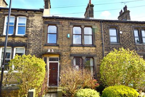4 bedroom terraced house for sale, Thornhill Street, Calverley, Pudsey, West Yorkshire