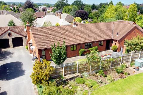 5 bedroom detached bungalow for sale, Baulk Lane, Stapleford