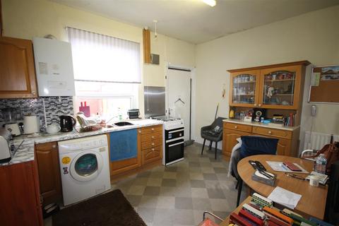 2 bedroom terraced house for sale, Betley Street, Radcliffe, Manchester