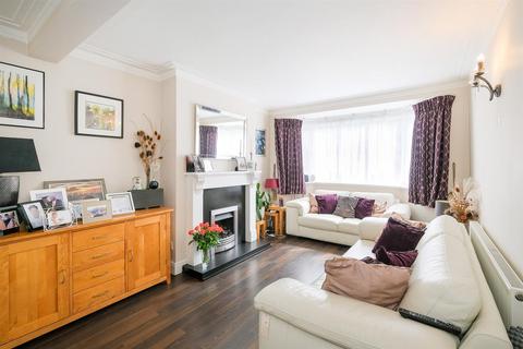 229 Waltham Way, London, E4 8AQ