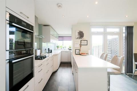 229 Waltham Way, London, E4 8AQ