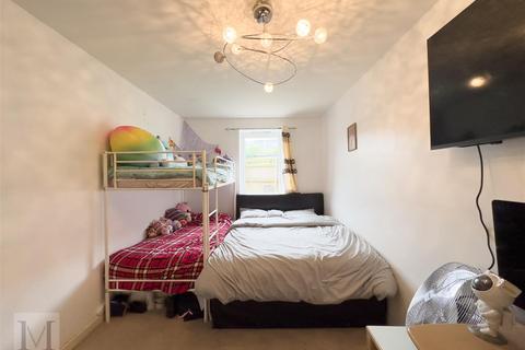 2 bedroom apartment for sale, Salisbury Road, Southall UB2