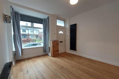 2 bedroom terraced house to rent, High Street, Newchapel ST7