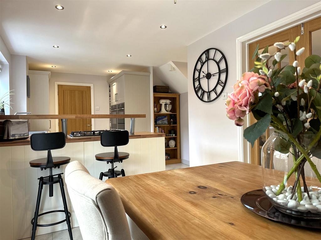 Open-Plan Living 071