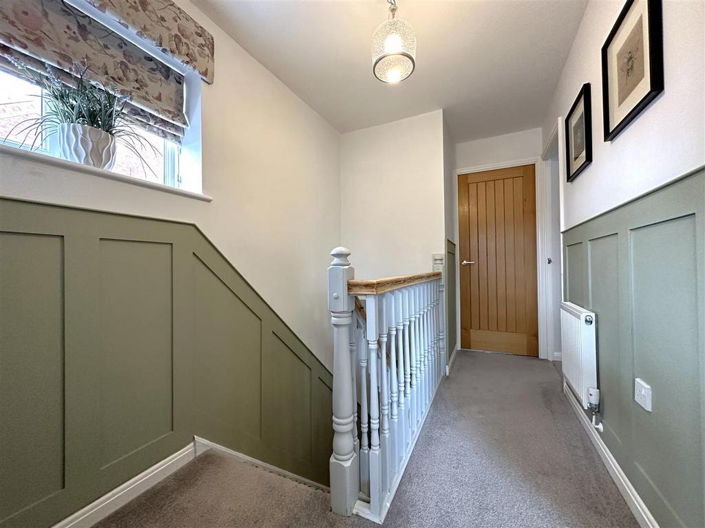 First Floor Landing 166