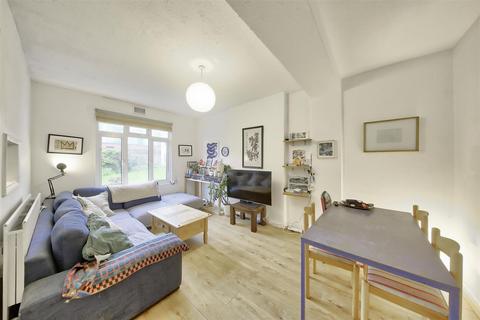 2 bedroom flat for sale, Brixton Hill Court, Brixton SW2