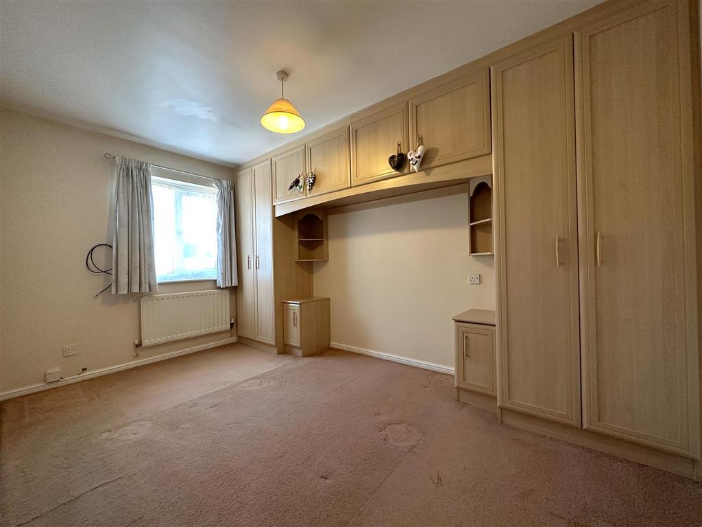 Master Bedroom 744