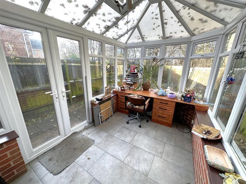 Conservatory 784