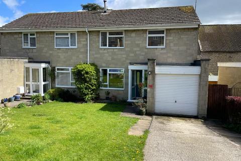 3 Hardings Drive, Dursley, GL11 4LP