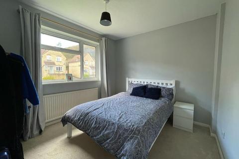 3 Hardings Drive, Dursley, GL11 4LP