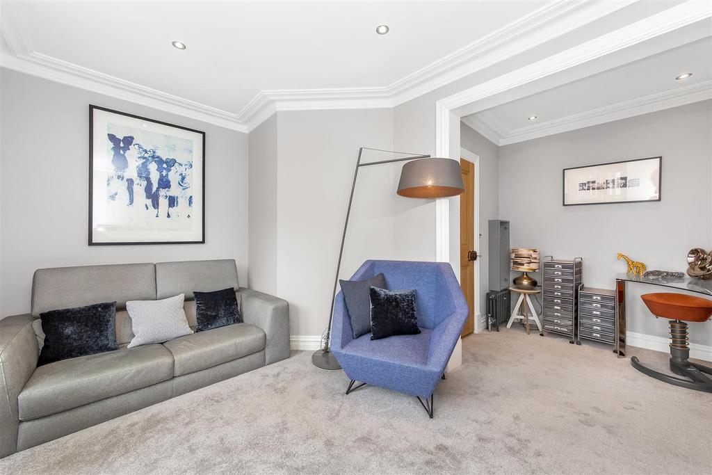 Living room/study area