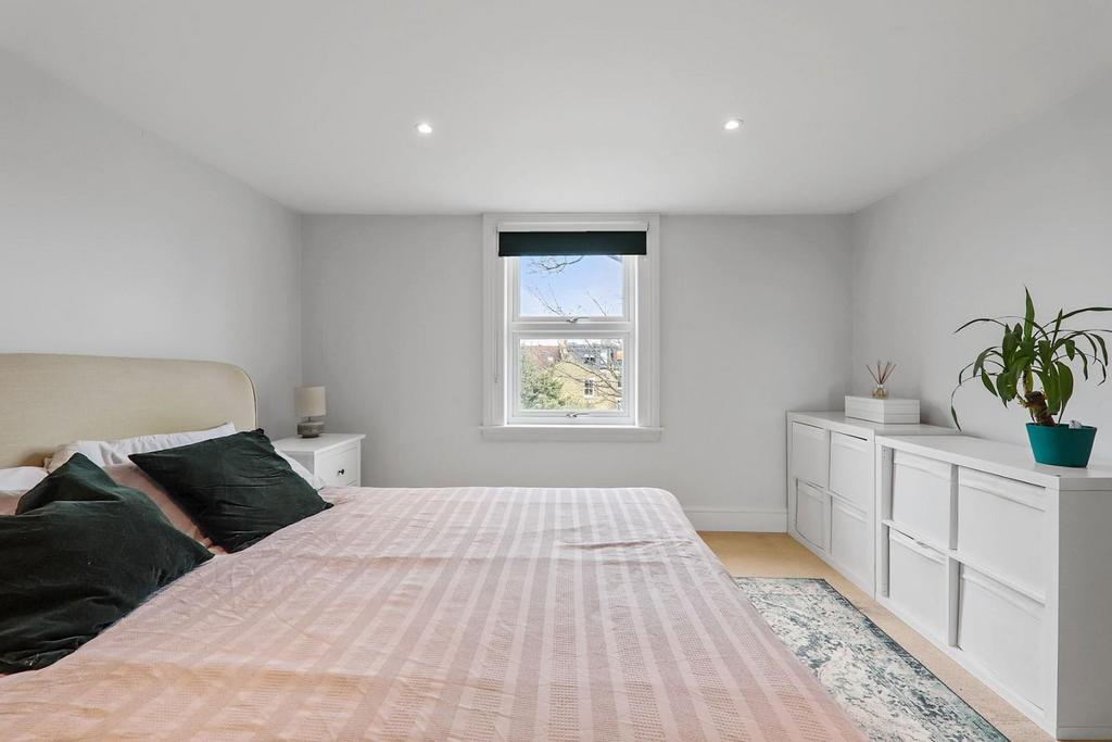 13-326b JHPropworld - 48 Vancouver Road - 39-medium