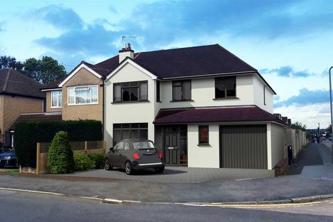 3 bedroom semi-detached house for sale, Manor Way, Croxley Green