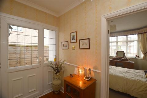 2 bedroom semi-detached bungalow for sale, Ludlow Way, Croxley Green, Rickmansworth