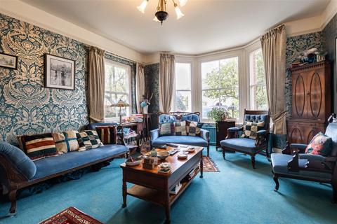 12 Bury Road, Epping, CM16 5EU