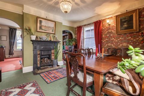 12 Bury Road, Epping, CM16 5EU