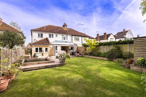 33 Regent Road, Epping, CM16 5DL
