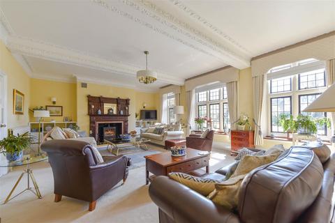 4 bedroom country house for sale, Manor Road, Pitsford, Northampton