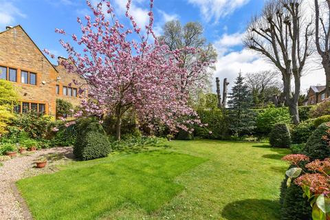 4 bedroom country house for sale, Manor Road, Pitsford, Northampton